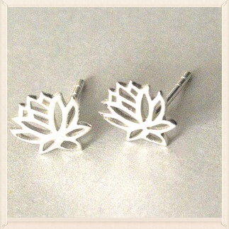 lotus earringsz